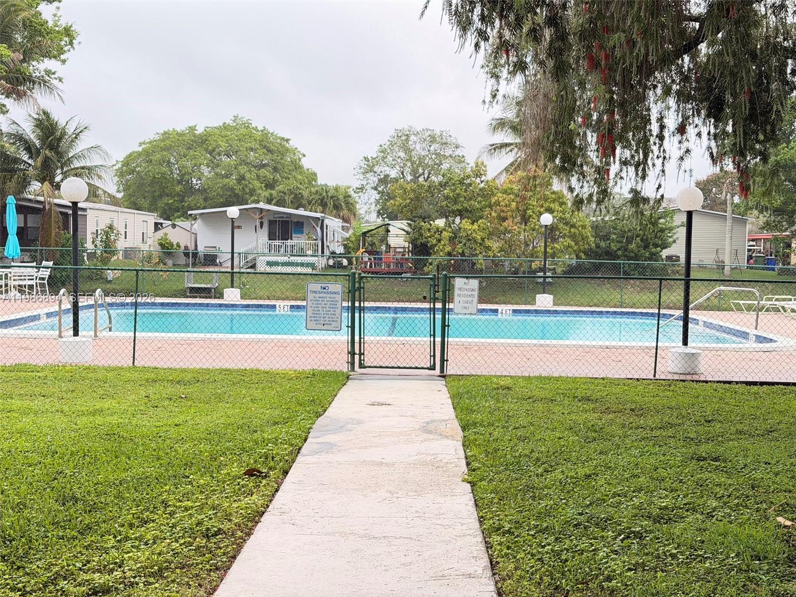 MARGATE VILLAGE PHASE II - Residential Lease