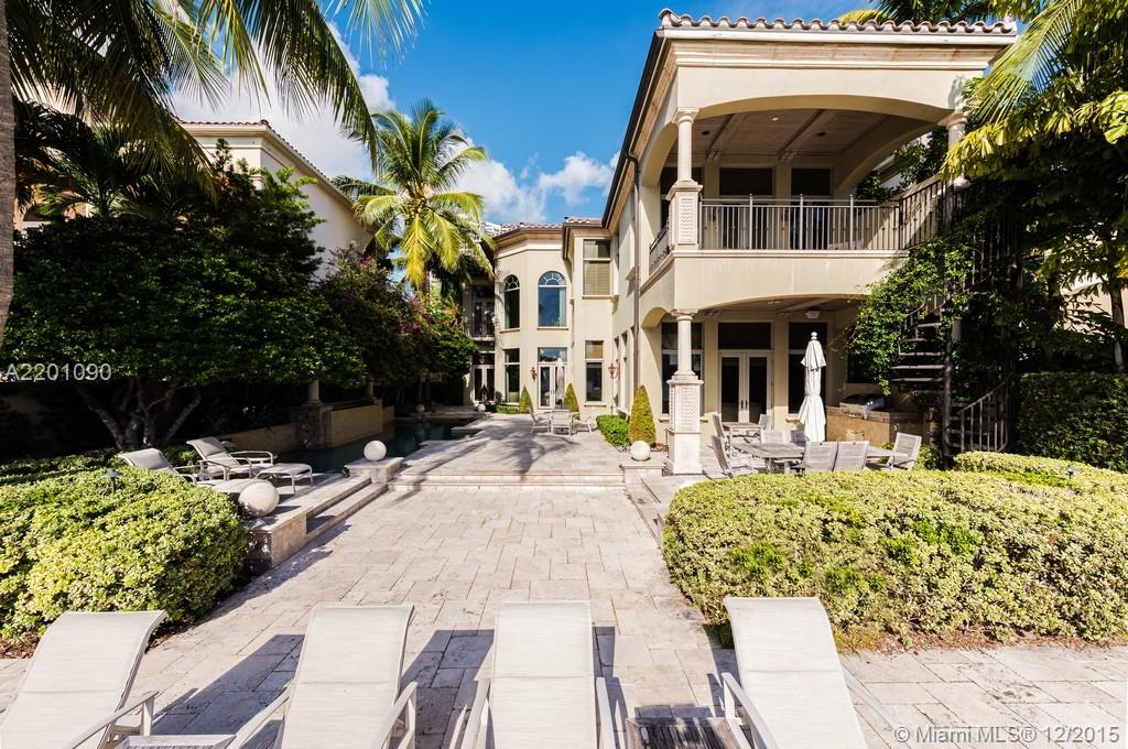 ISLAND ESTATES - Residential