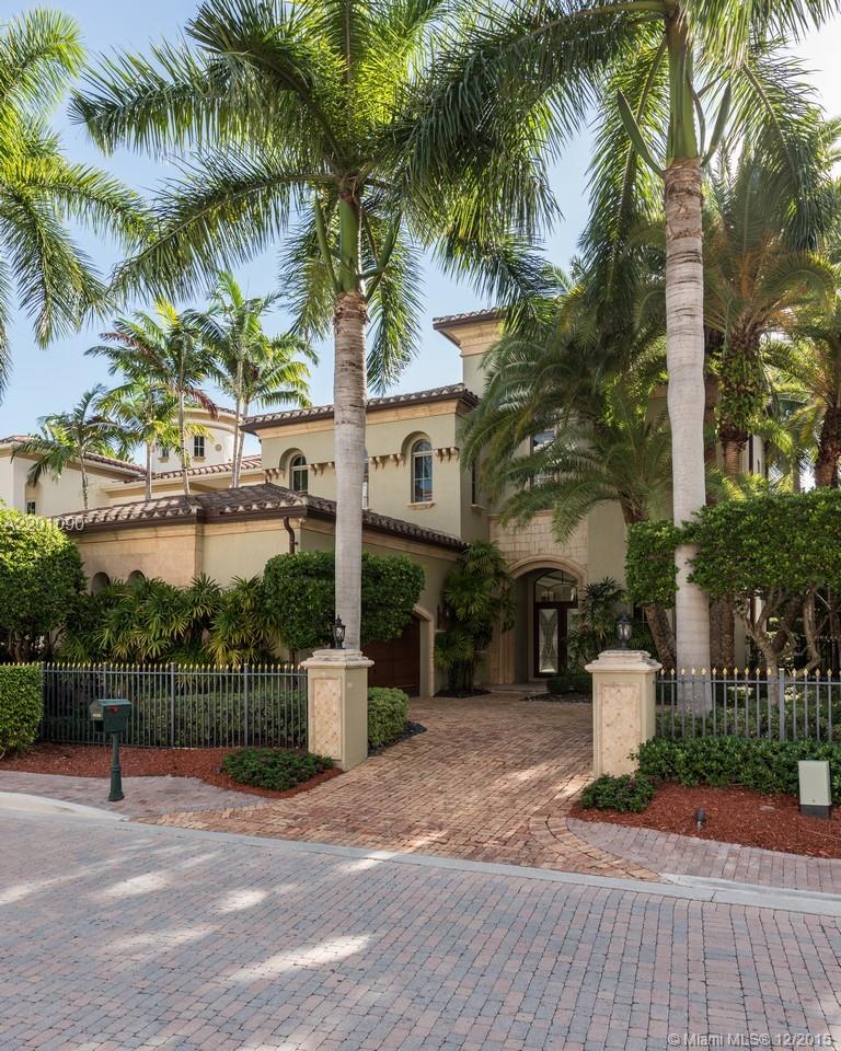 ISLAND ESTATES - Residential