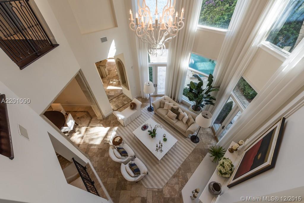 ISLAND ESTATES - Residential