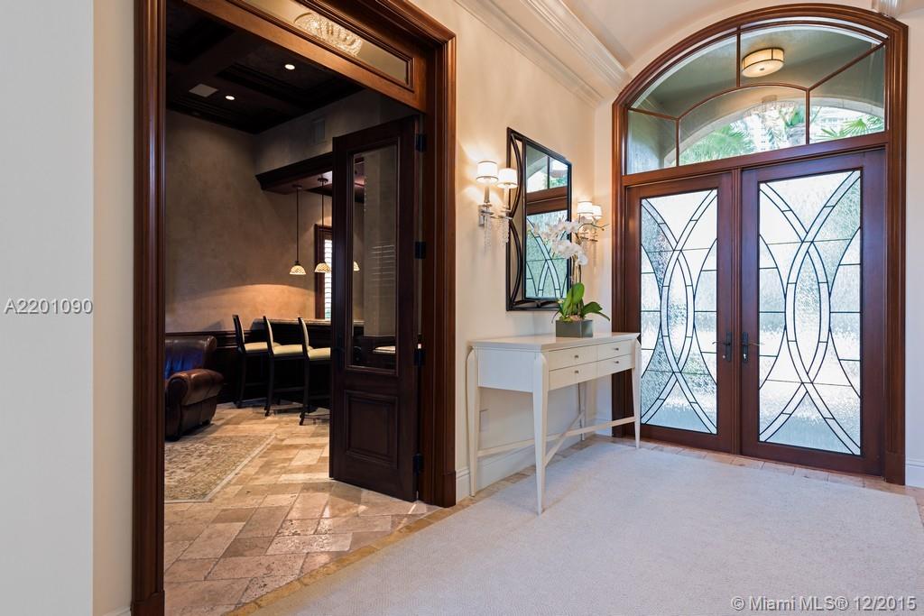 ISLAND ESTATES - Residential