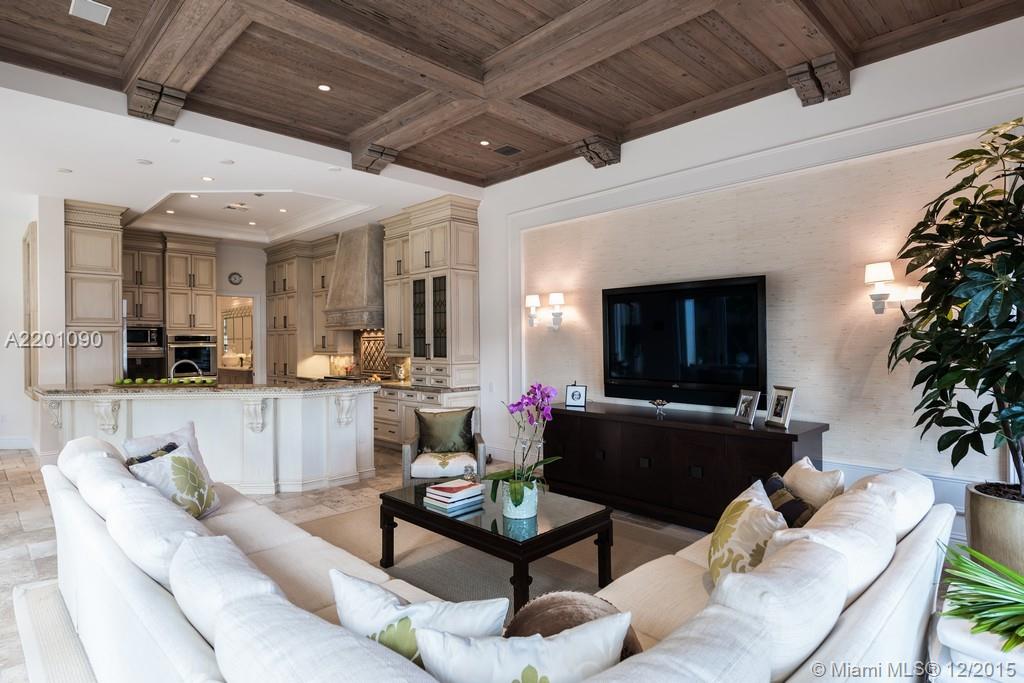 ISLAND ESTATES - Residential