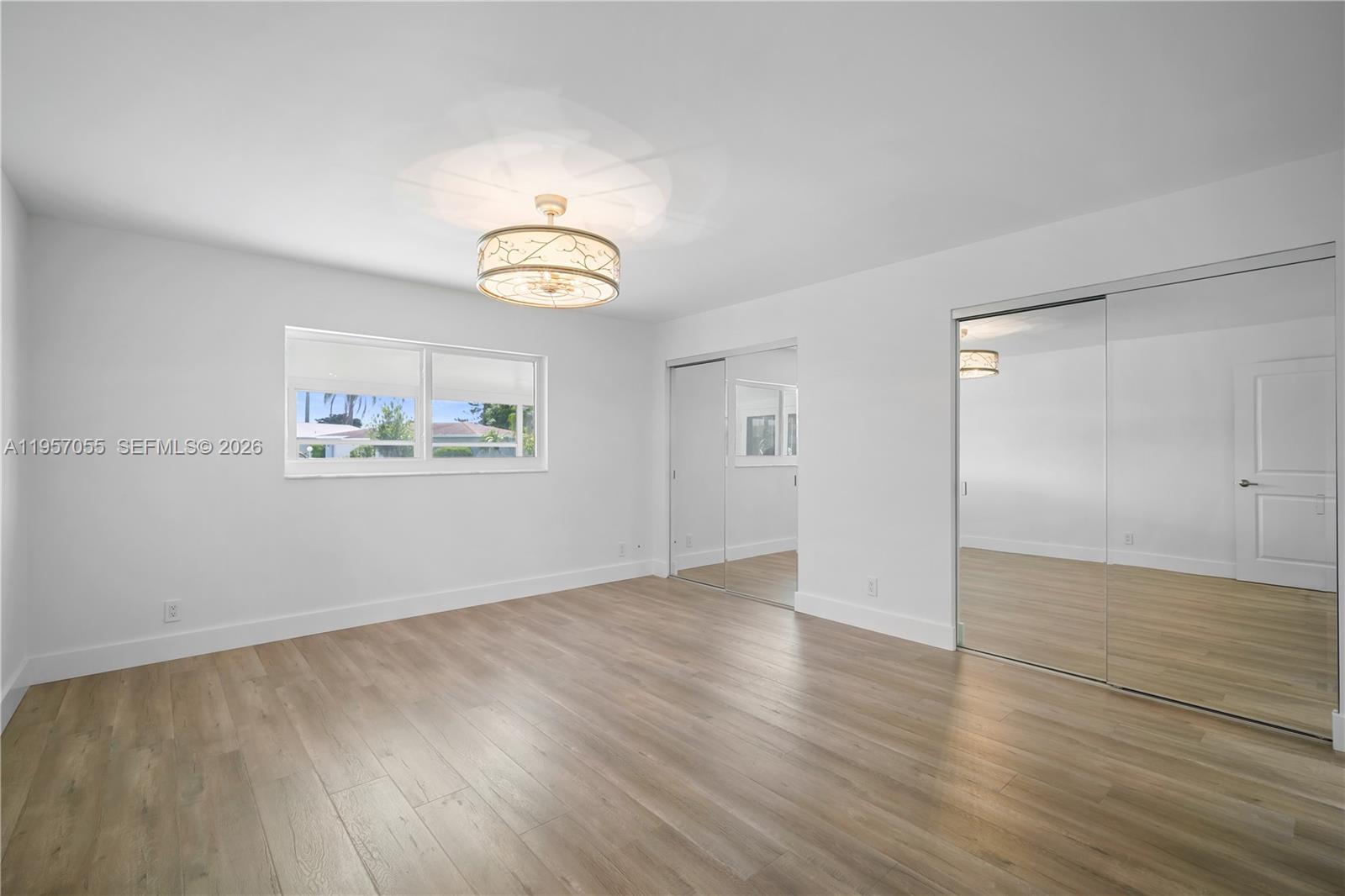 DELRAY VILLAS 5 - Residential