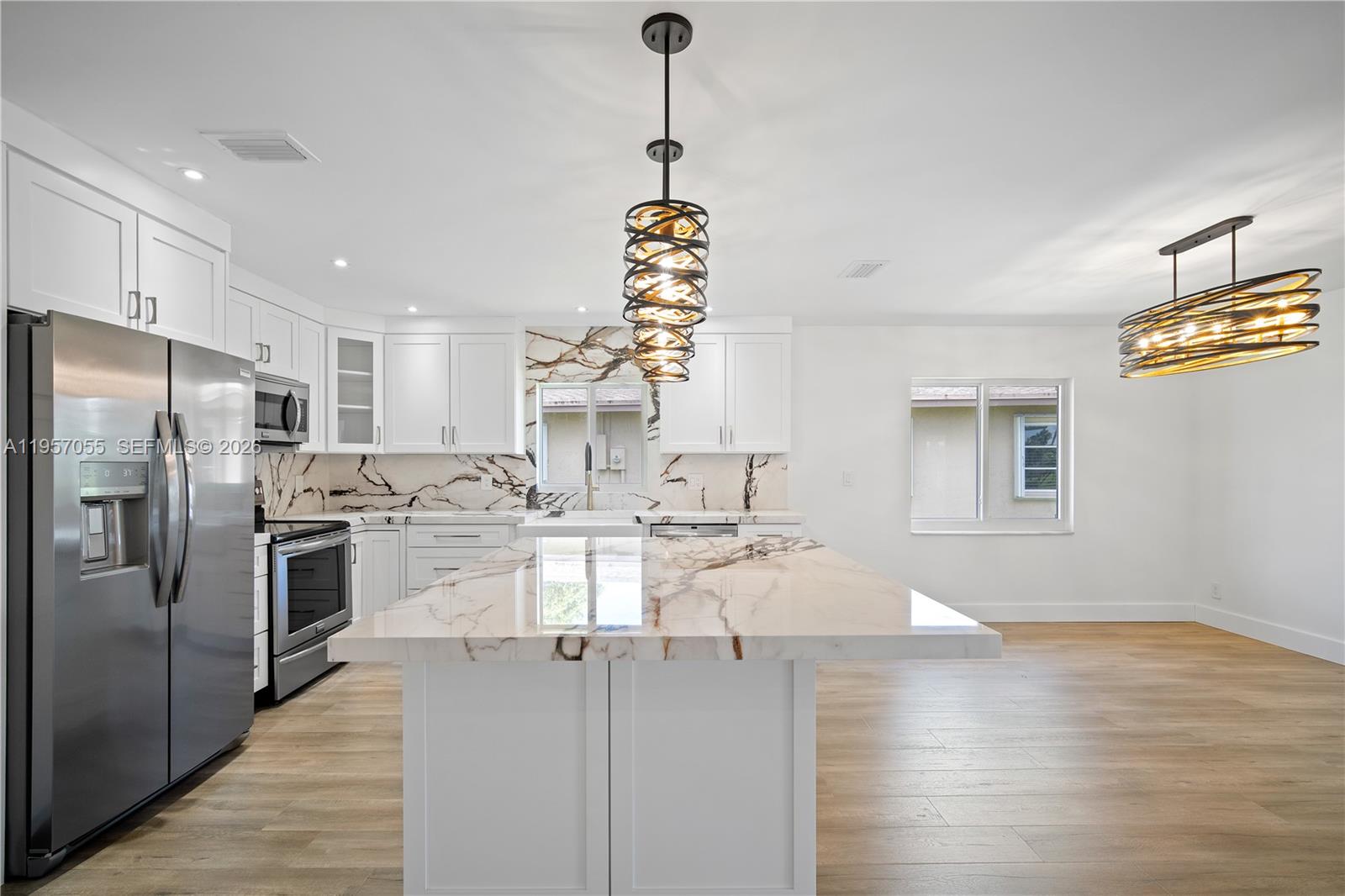 DELRAY VILLAS 5 - Residential