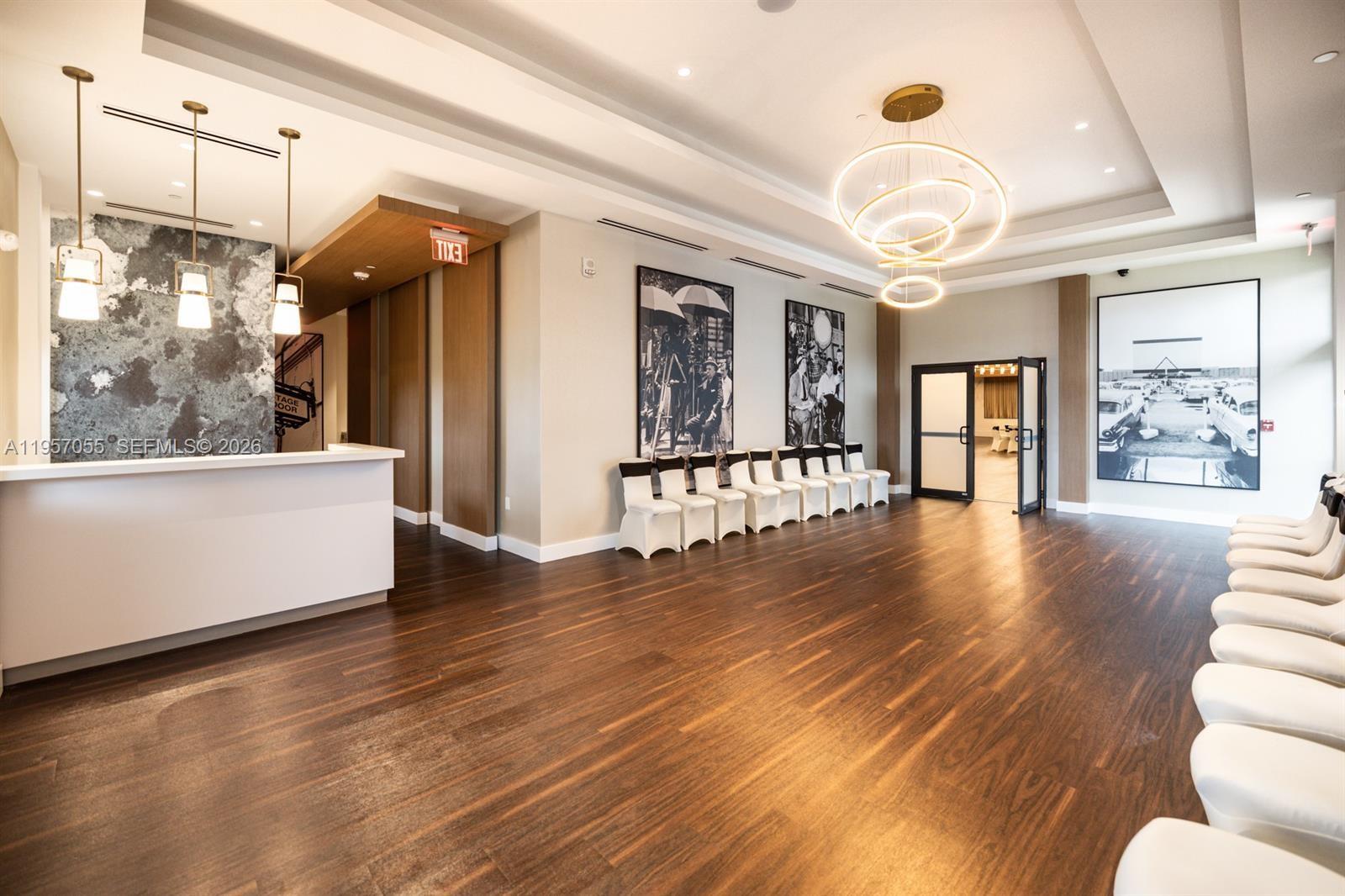 DELRAY VILLAS 5 - Residential