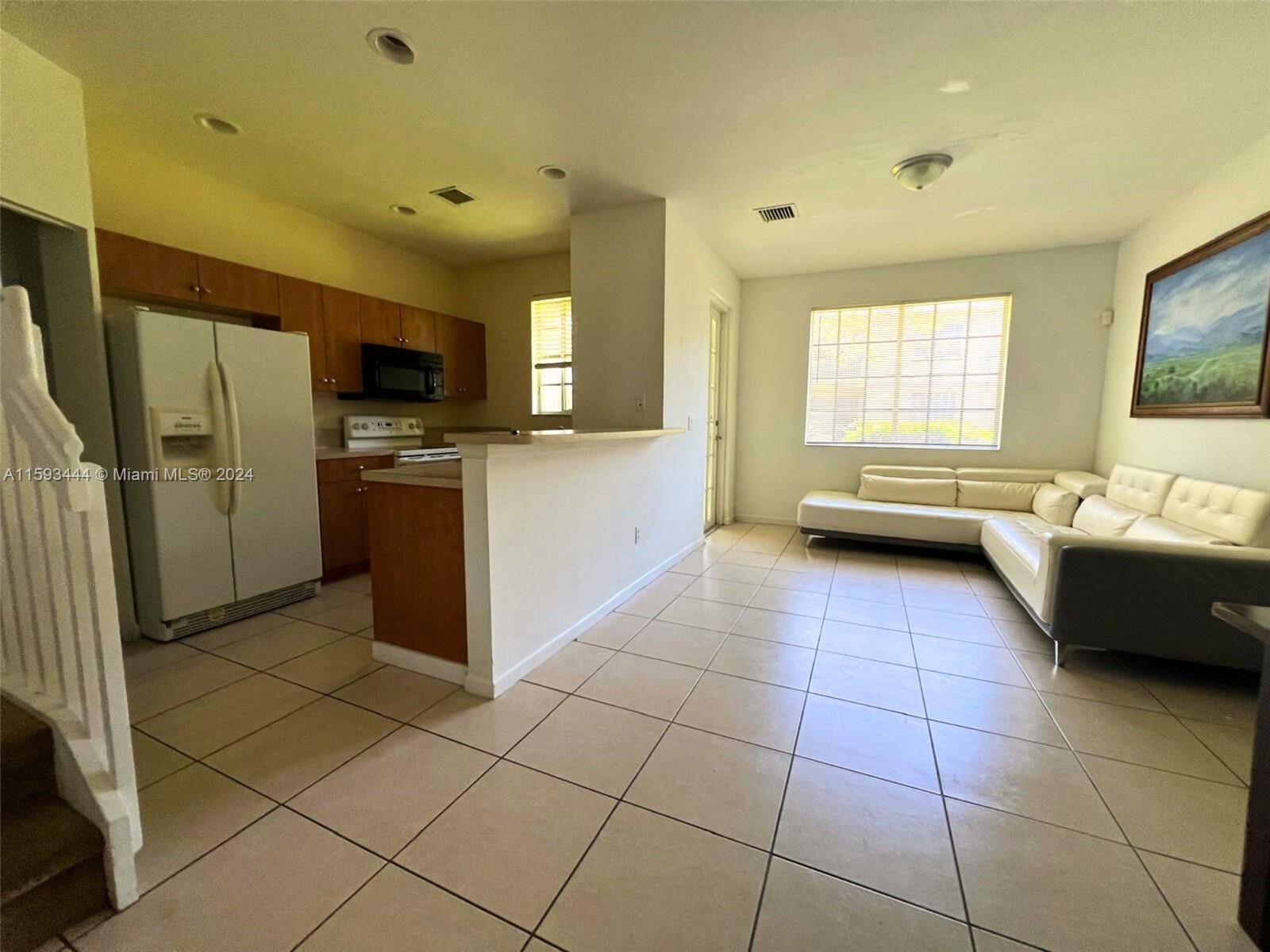 MARSH HARBOUR - Residential Lease