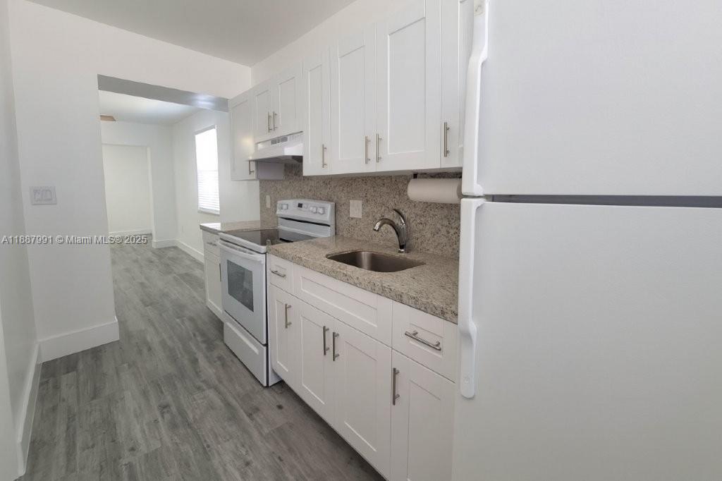 GRAPELAND - Residential Lease