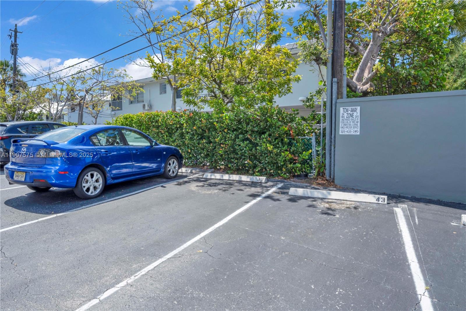 GALEN DRIVE WEST CONDOMIN - Residential