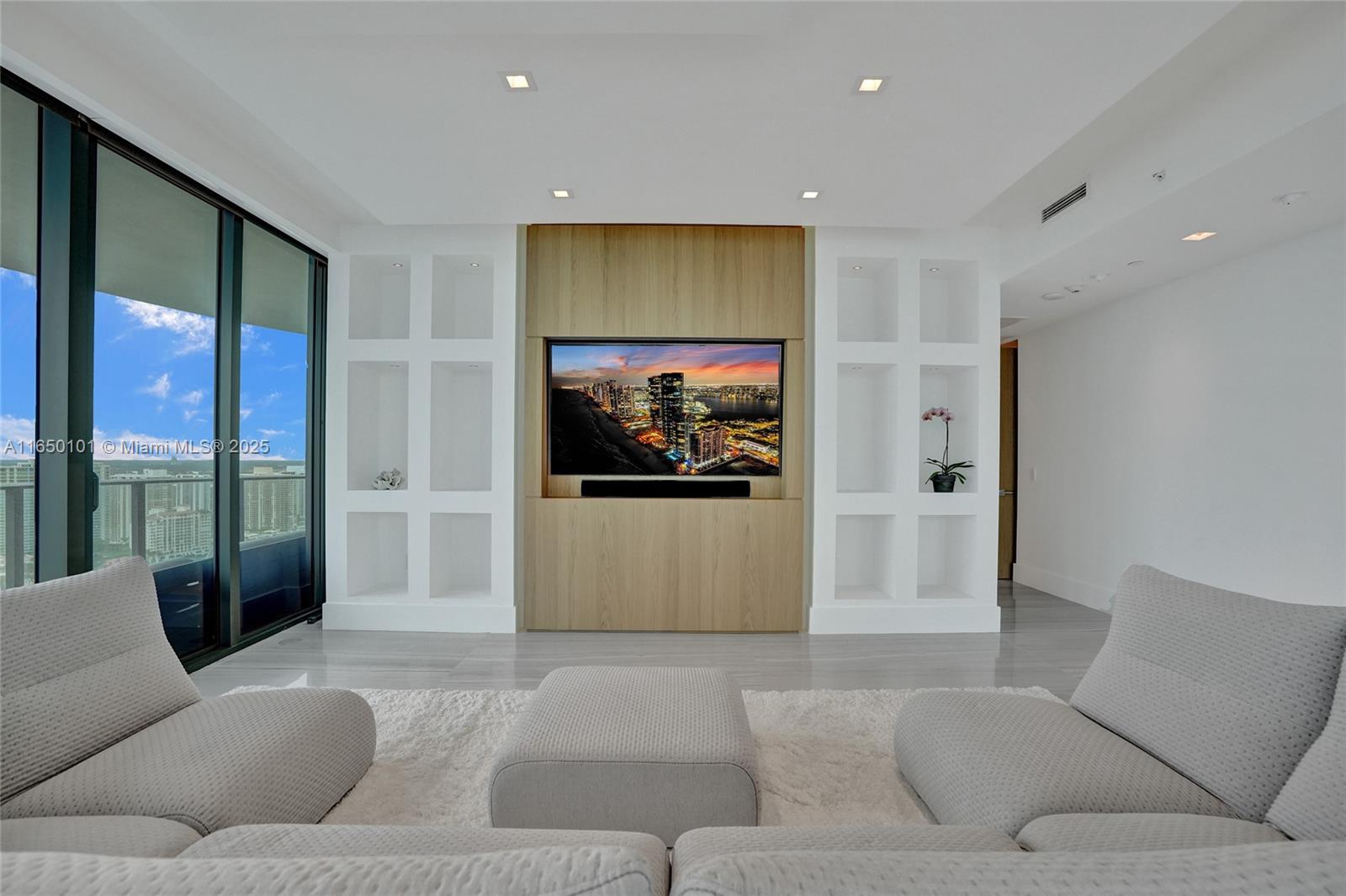 REGALIA CONDO - Residential