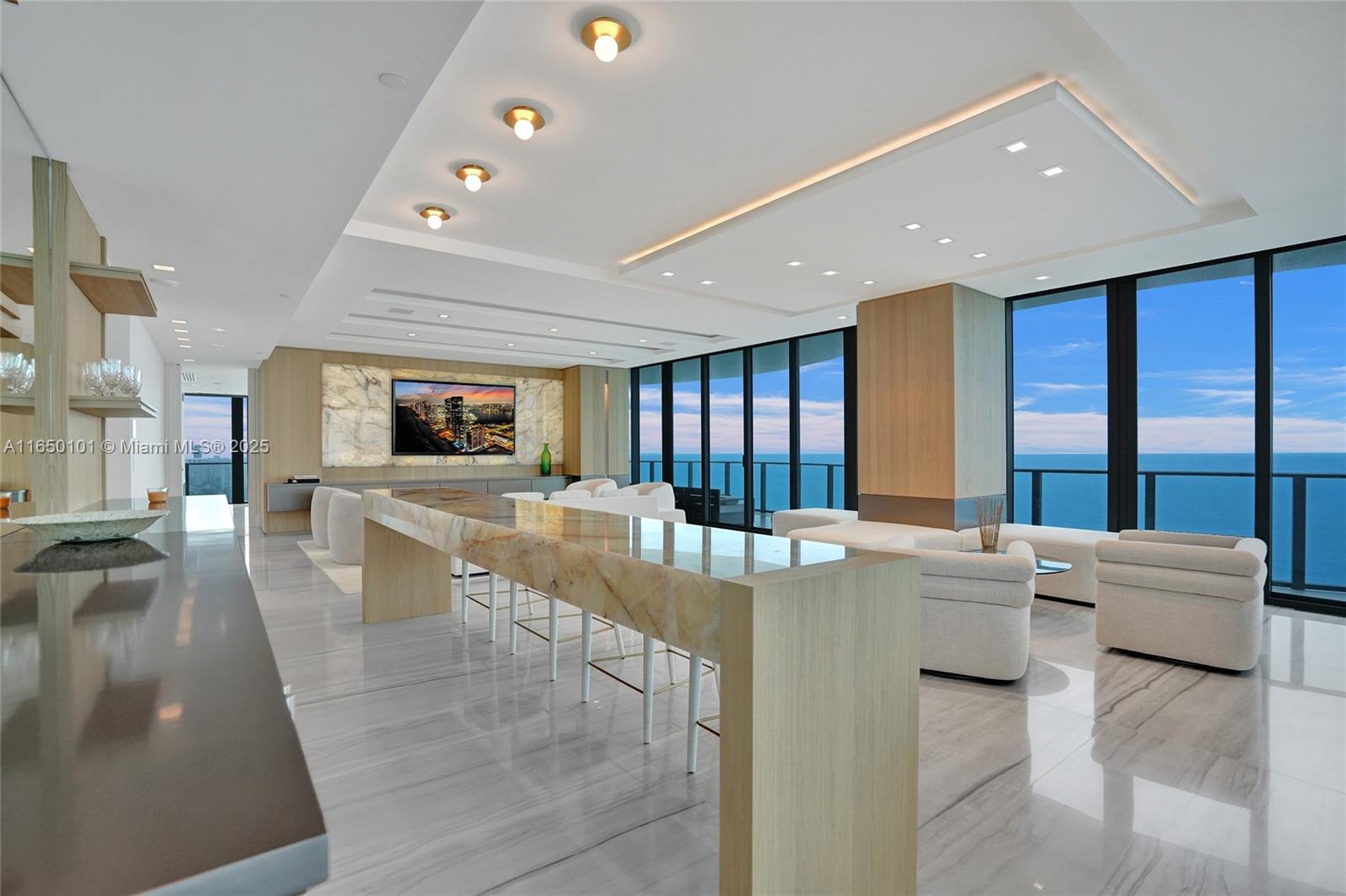 REGALIA CONDO - Residential
