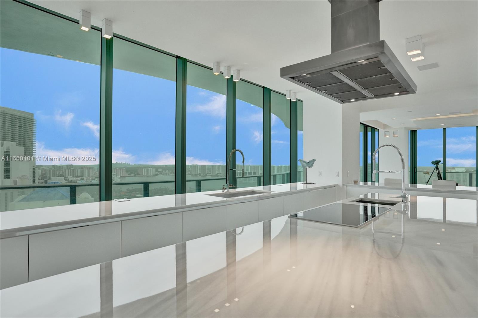 REGALIA CONDO - Residential