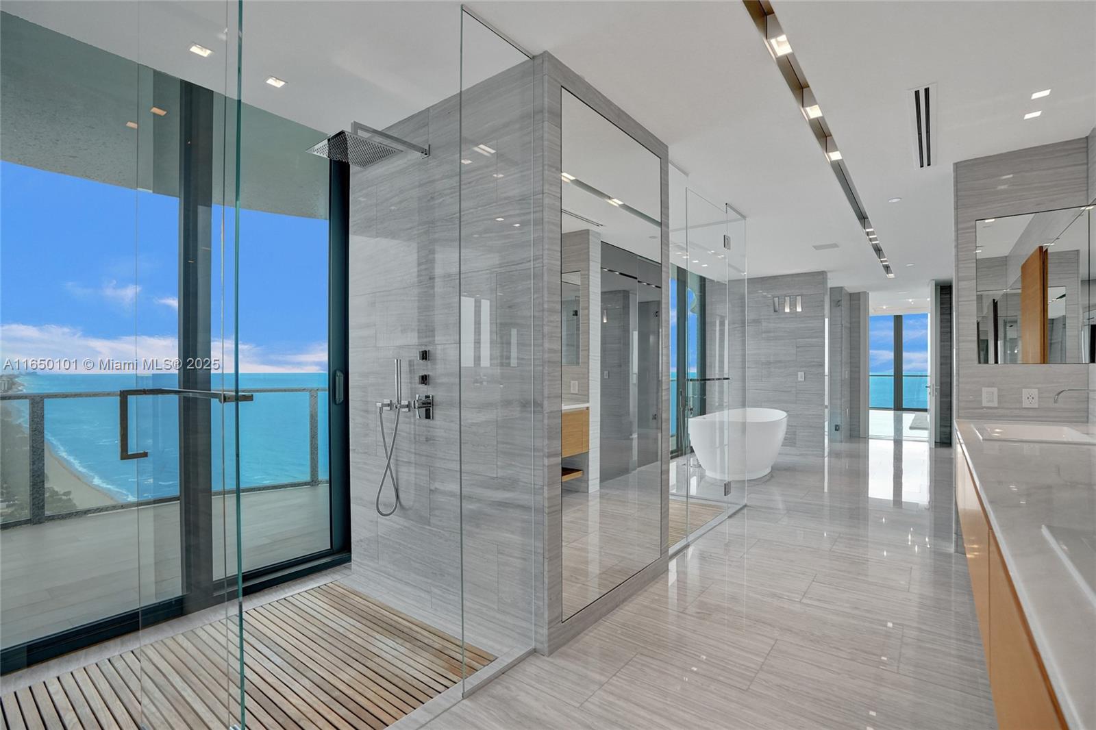 REGALIA CONDO - Residential