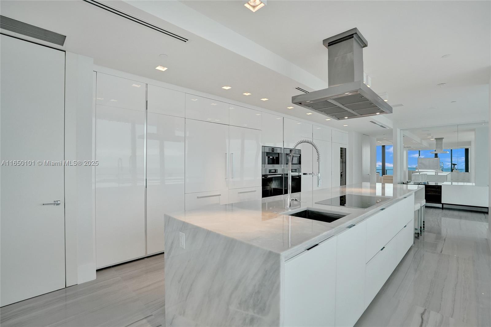 REGALIA CONDO - Residential