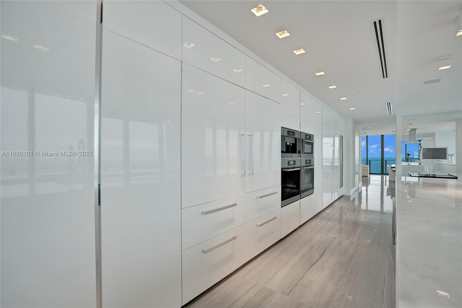 REGALIA CONDO - Residential