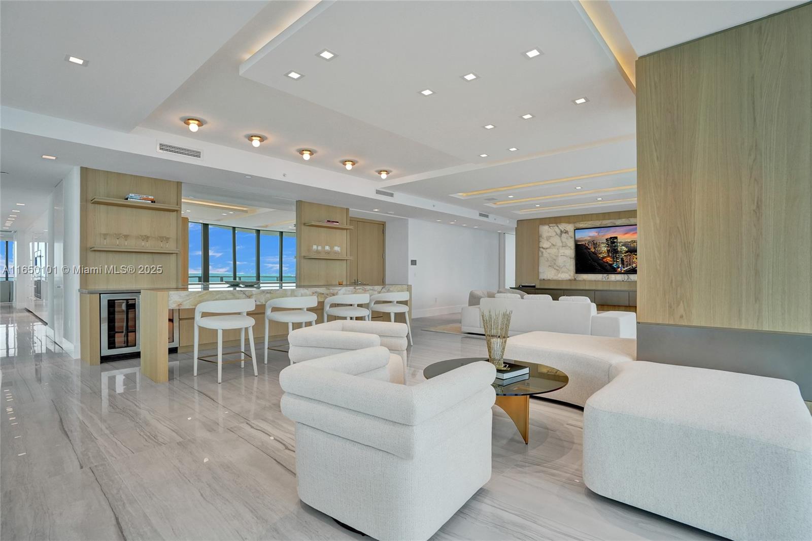 REGALIA CONDO - Residential