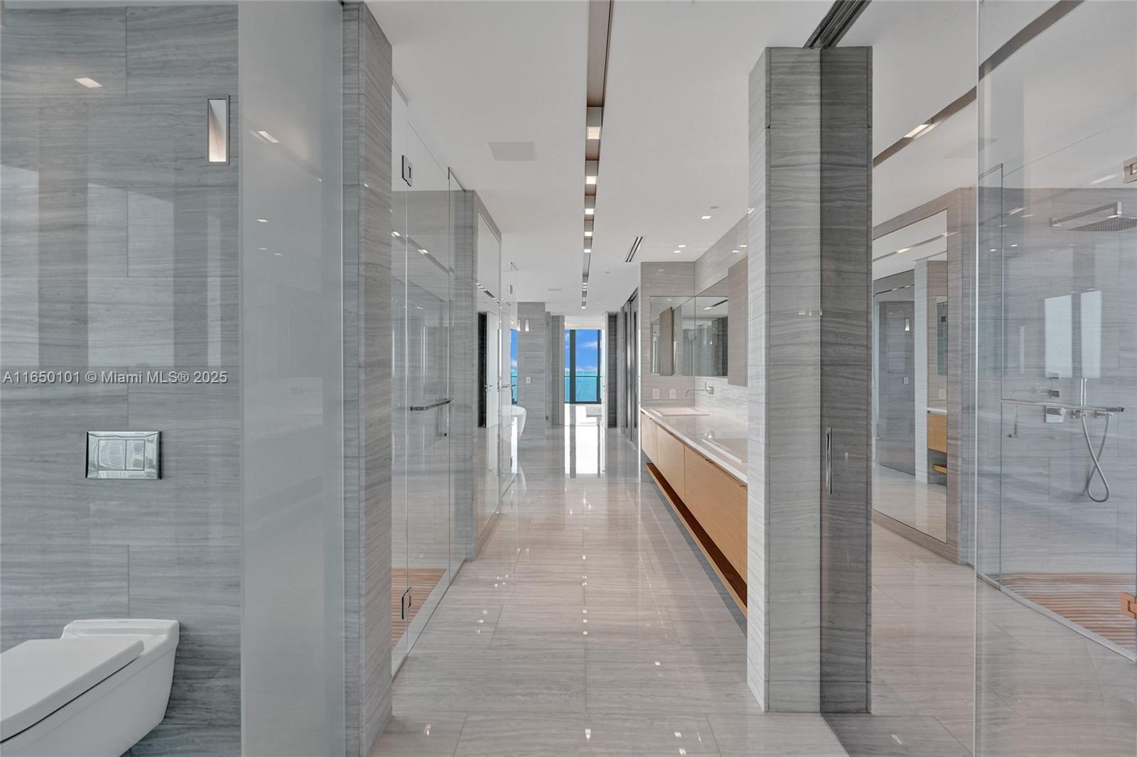 REGALIA CONDO - Residential
