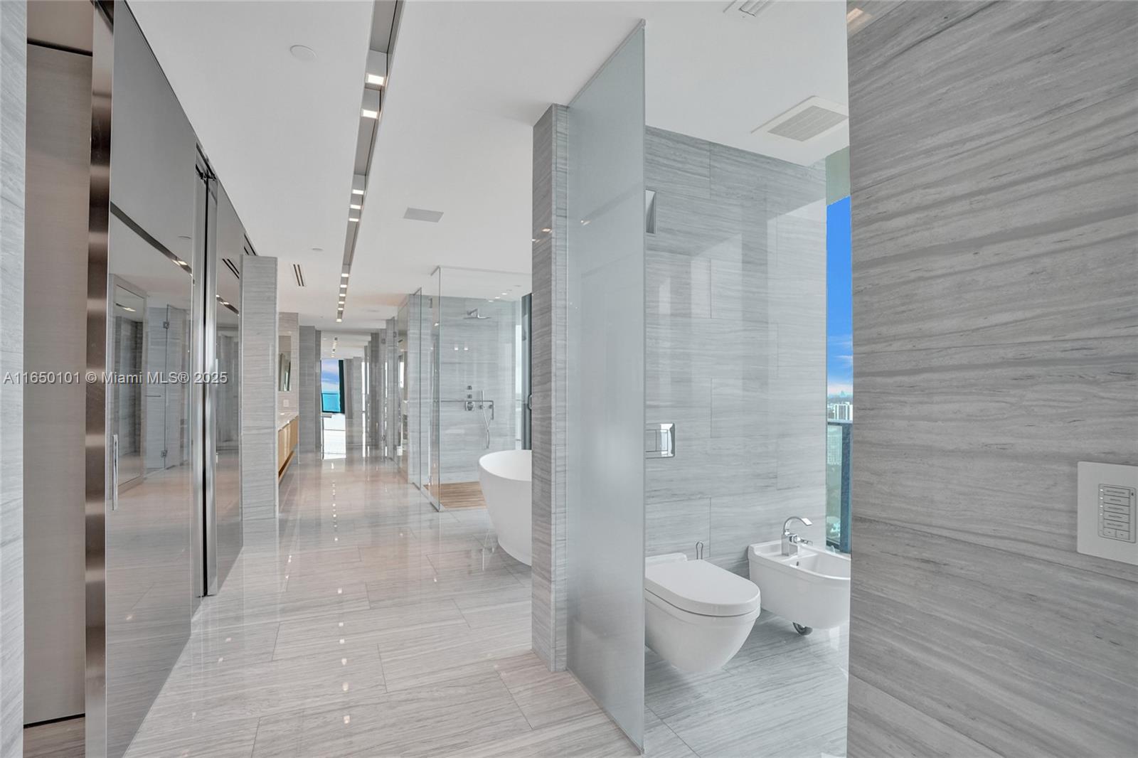 REGALIA CONDO - Residential