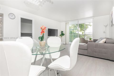 Tiny photo for 3600 NE 170th St #308, North Miami Beach, FL 33160 (MLS # A12006218)