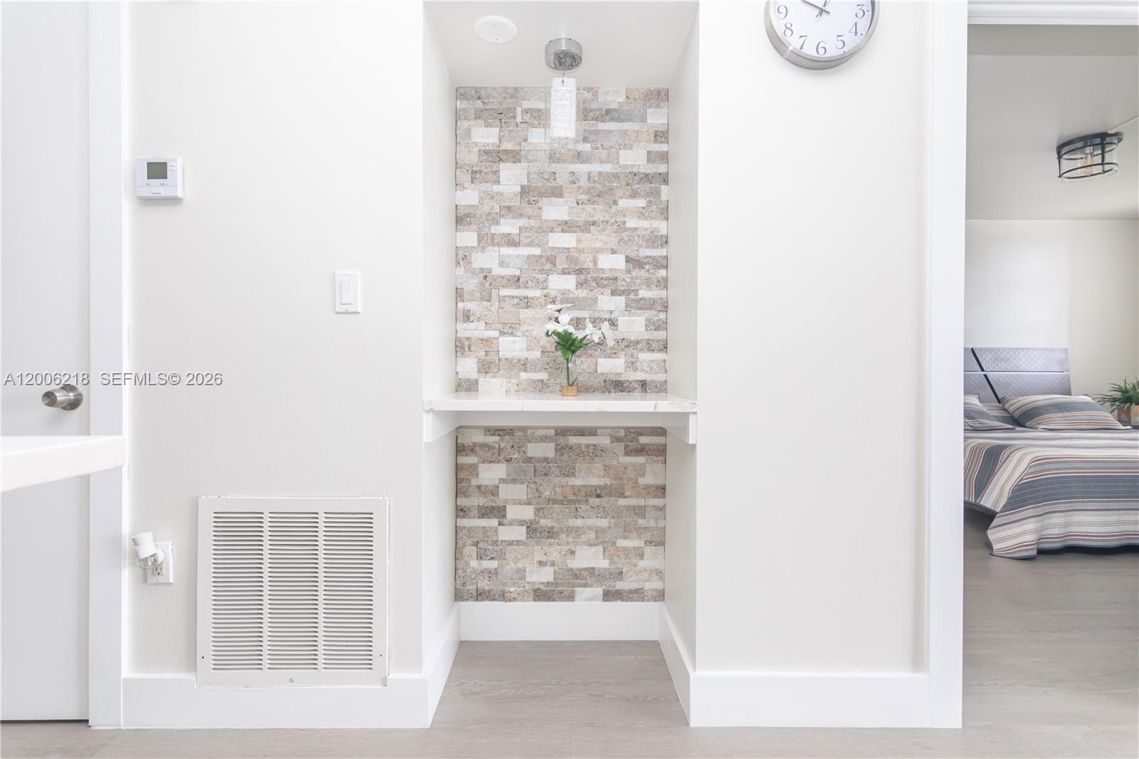 EDEN ISLES CONDO # 4 - Residential