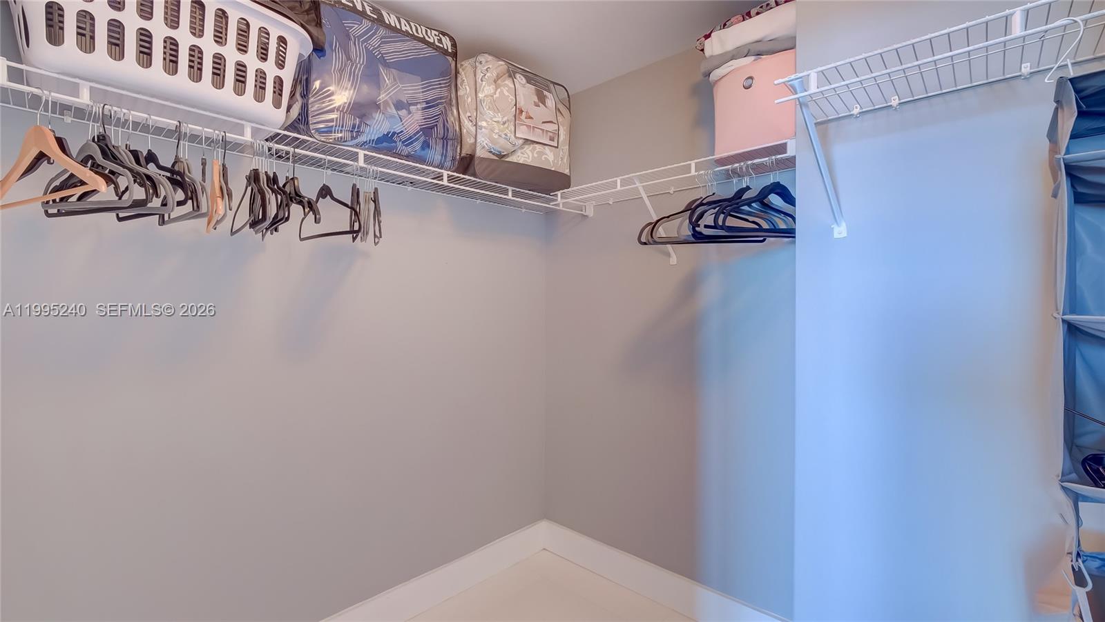 VIZCAYNE SOUTH CONDO - Residential