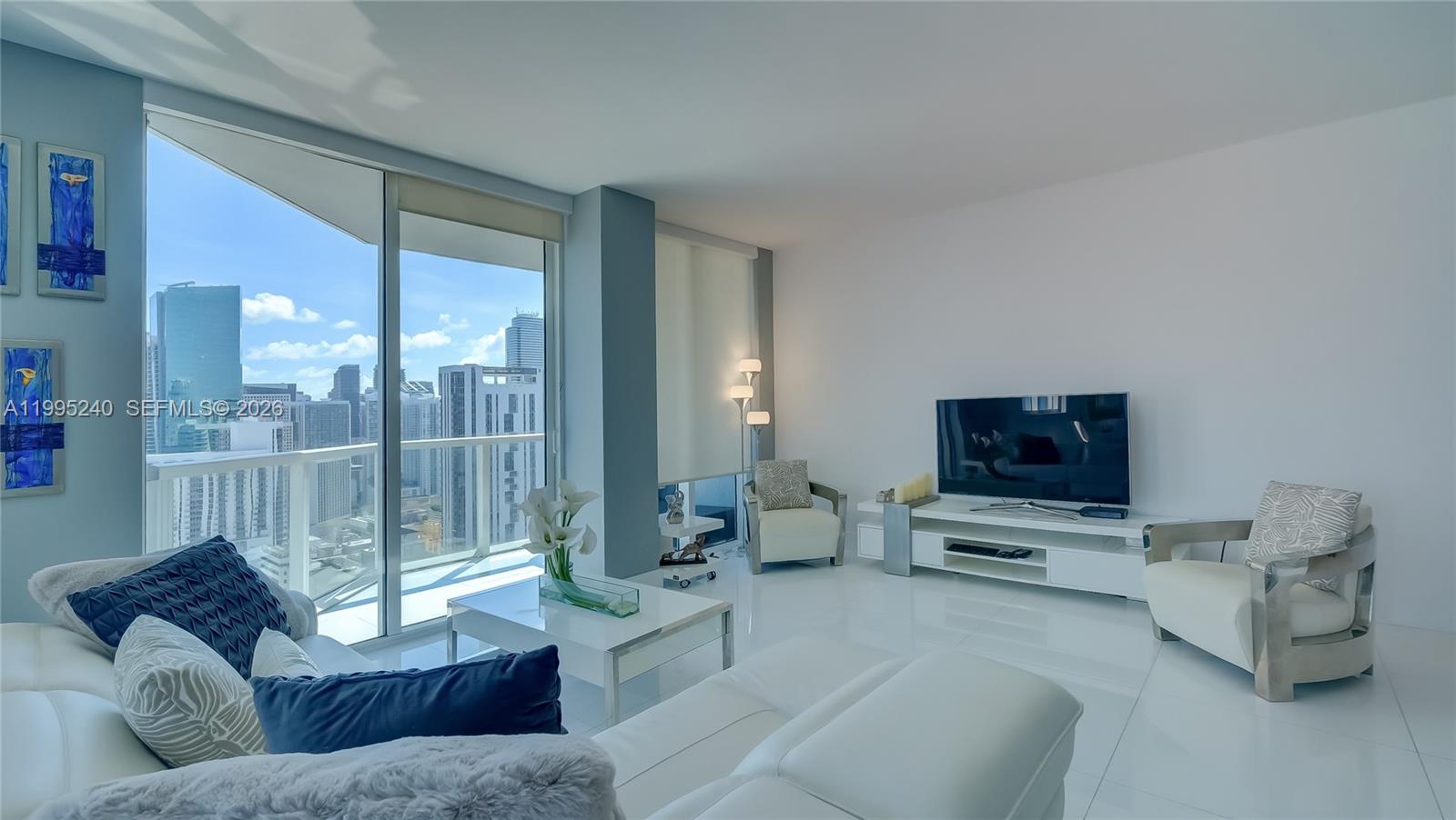 VIZCAYNE SOUTH CONDO - Residential