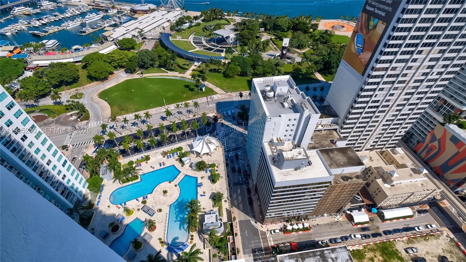 VIZCAYNE SOUTH CONDO - Residential