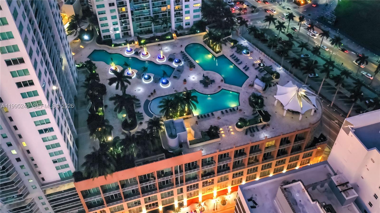 VIZCAYNE SOUTH CONDO - Residential