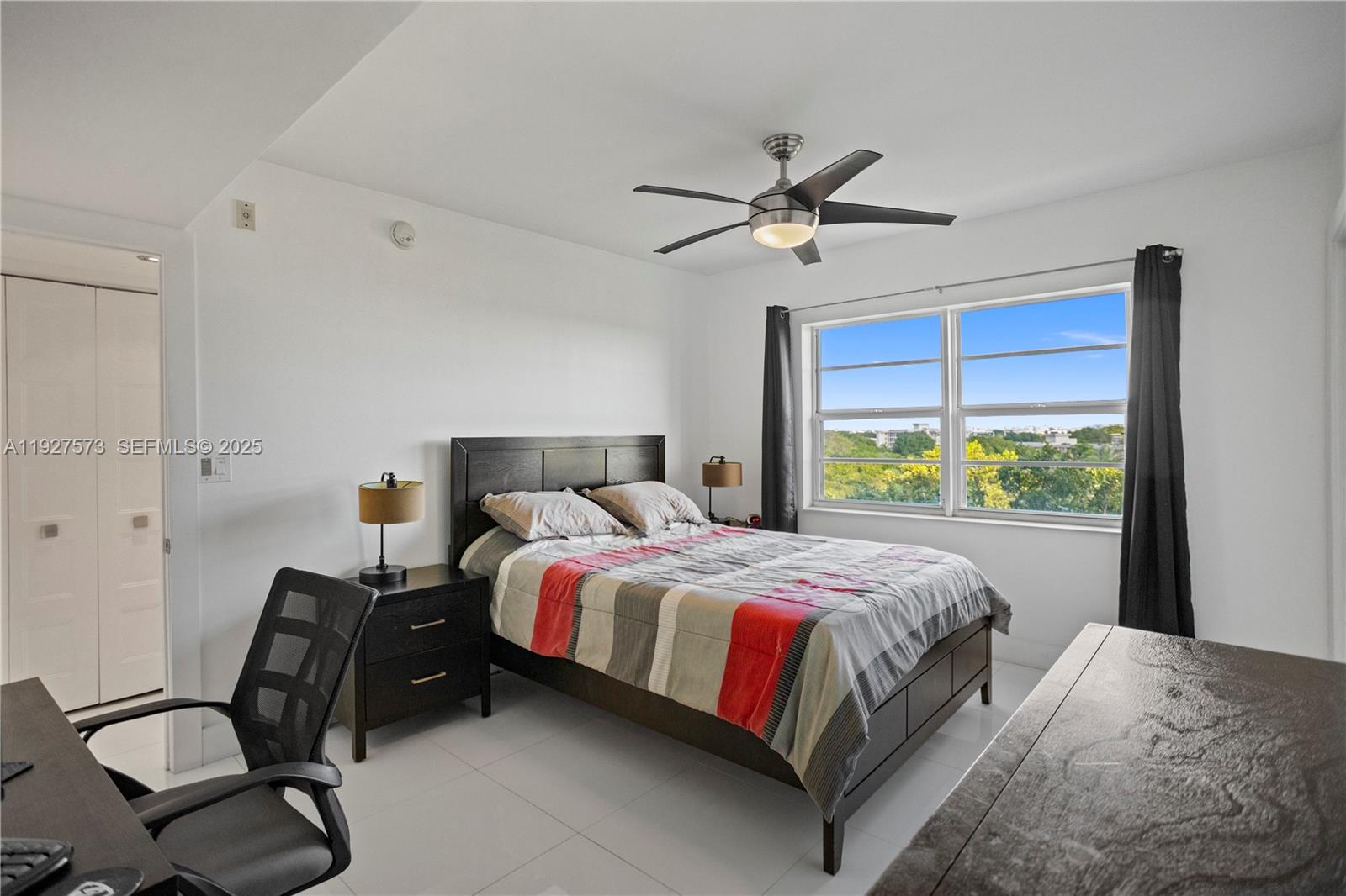 NO 8 PALM-AIRE COUNTRY CL - Residential