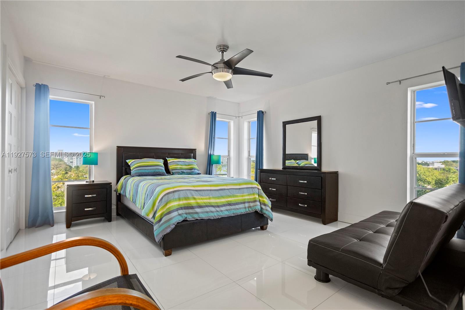 NO 8 PALM-AIRE COUNTRY CL - Residential