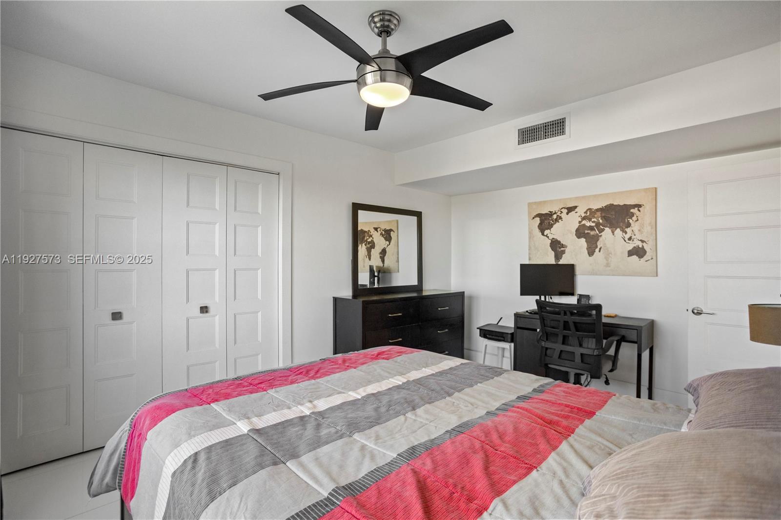 NO 8 PALM-AIRE COUNTRY CL - Residential