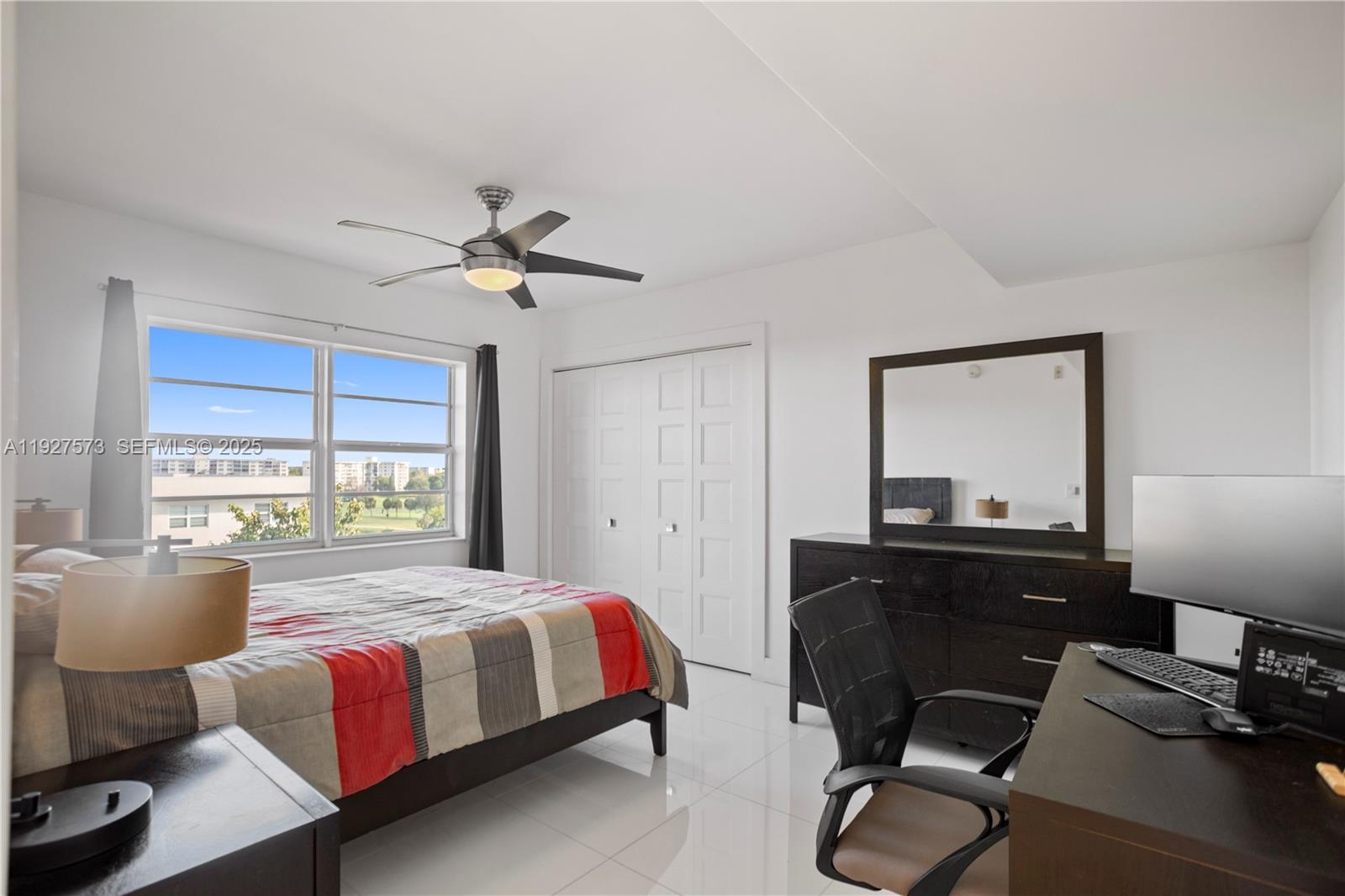 NO 8 PALM-AIRE COUNTRY CL - Residential