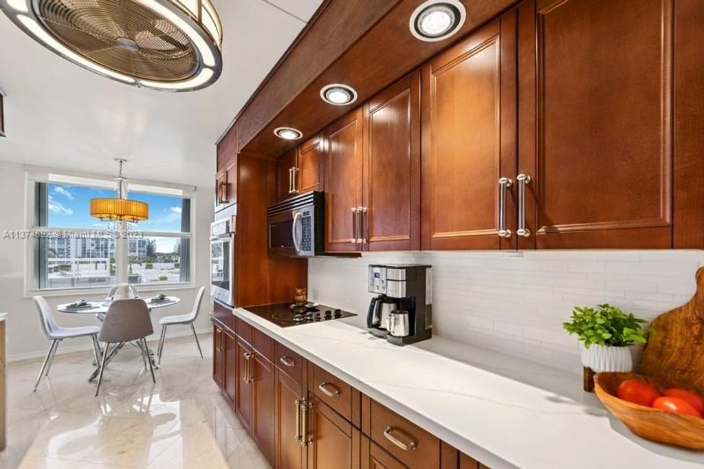 Photo of 2751 S Ocean Dr #408S, Hollywood, FL 33019 (MLS # A11374692)