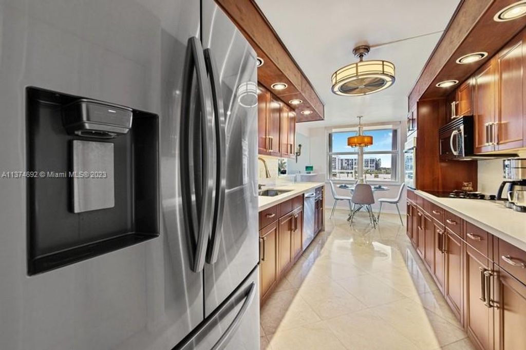 Photo of 2751 S Ocean Dr #408S, Hollywood, FL 33019 (MLS # A11374692)