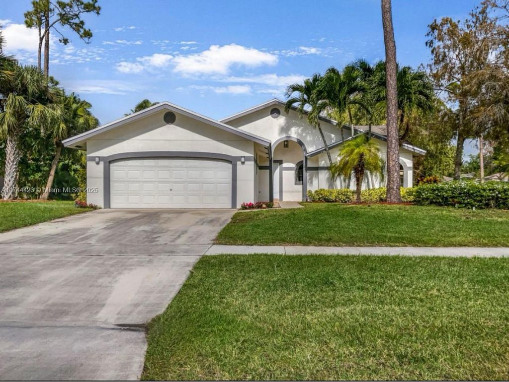 Photo of 14143 Wellington Trce, Wellington, FL 33414 (MLS # A11744423)