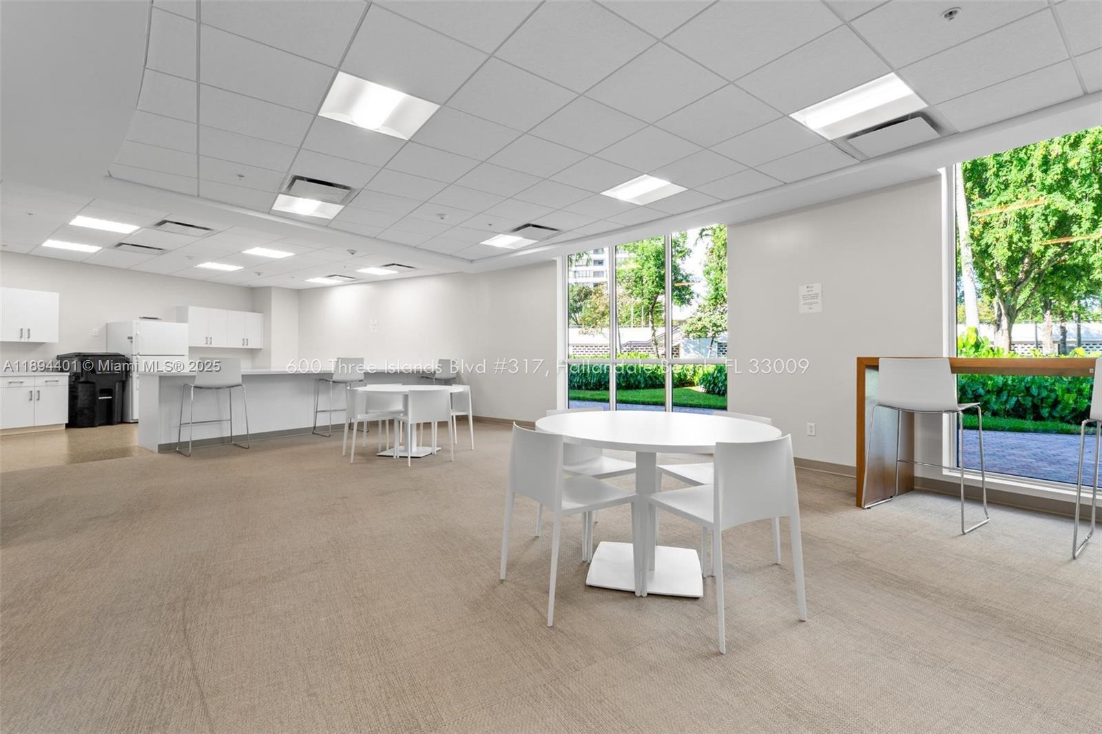 OLYMPUS CONDO PHASE - Residential