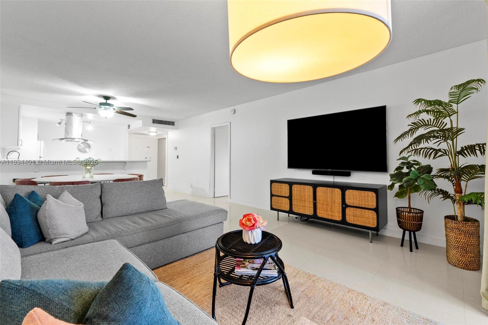 OLYMPUS CONDO PHASE - Residential