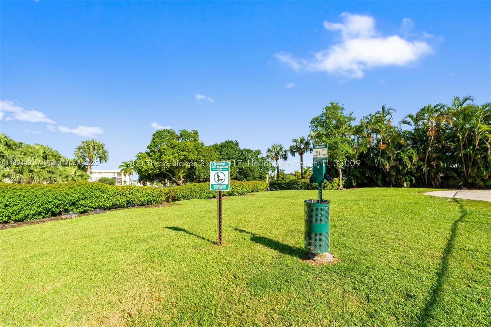 OLYMPUS CONDO PHASE - Residential