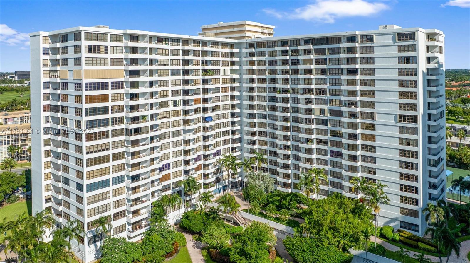 OLYMPUS CONDO PHASE - Residential