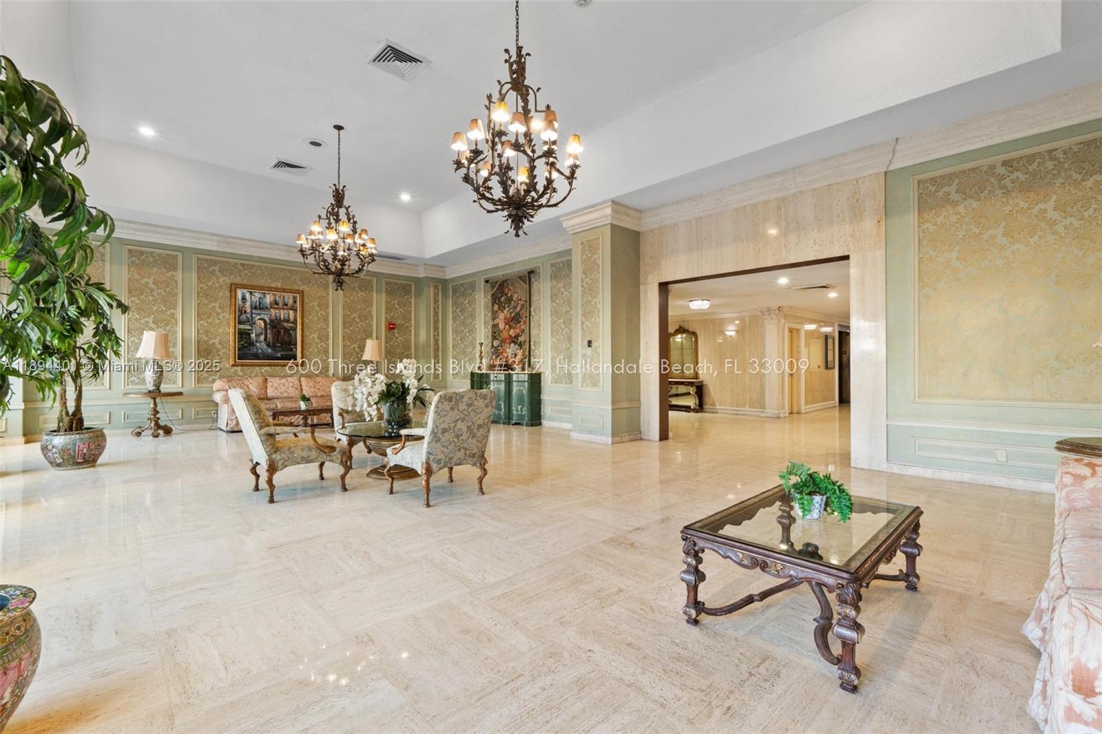 OLYMPUS CONDO PHASE - Residential