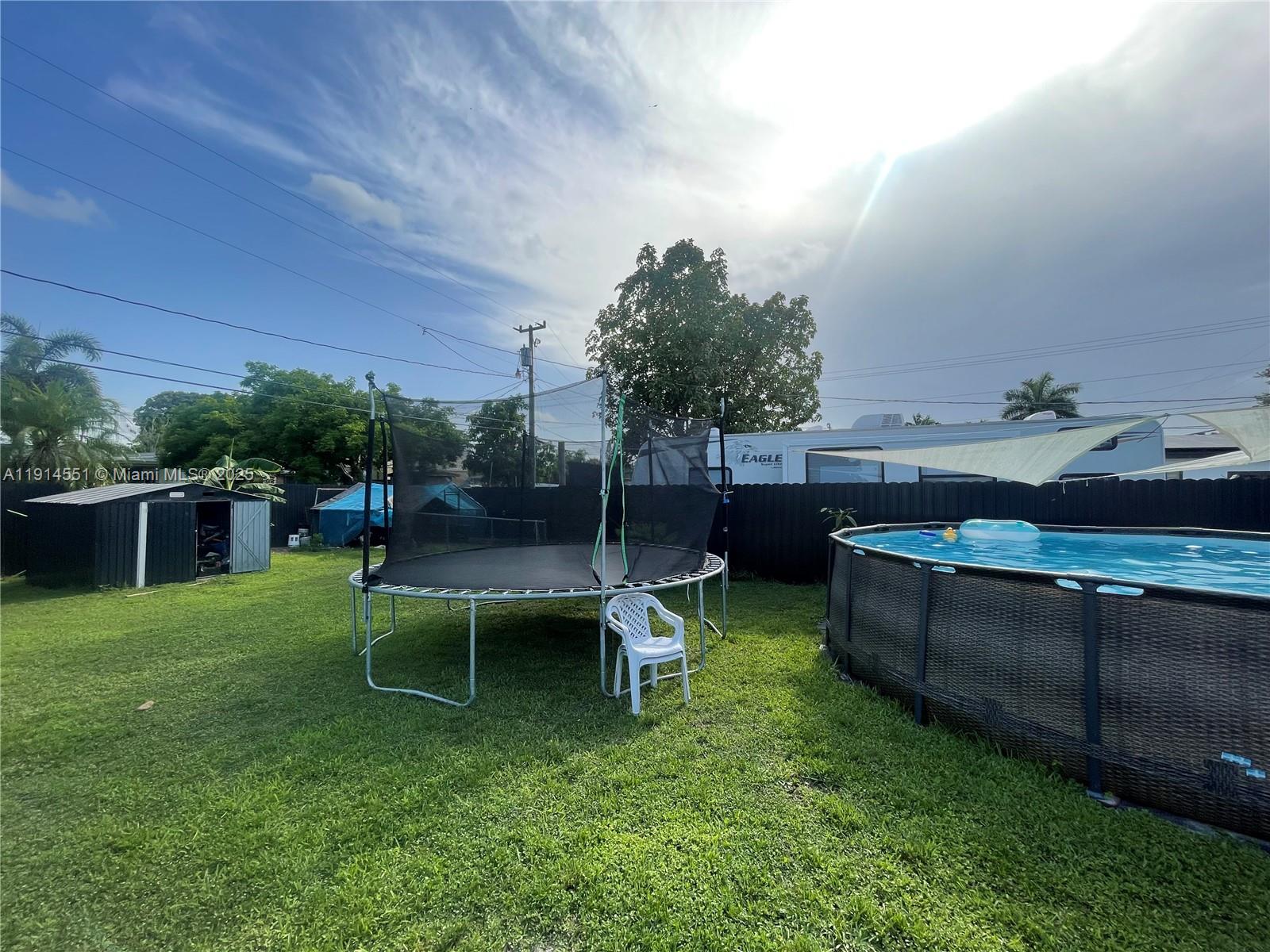 PONCE DE LEON - Residential