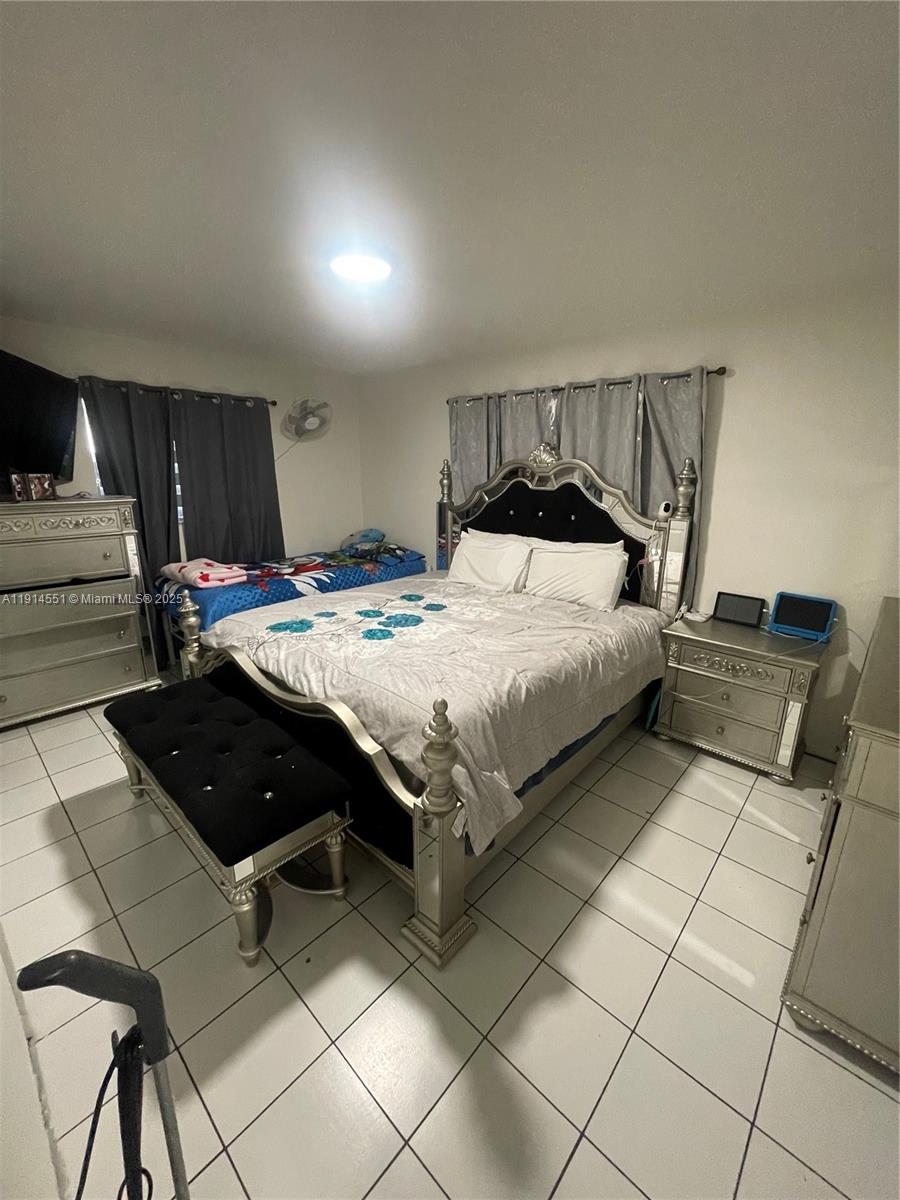 PONCE DE LEON - Residential