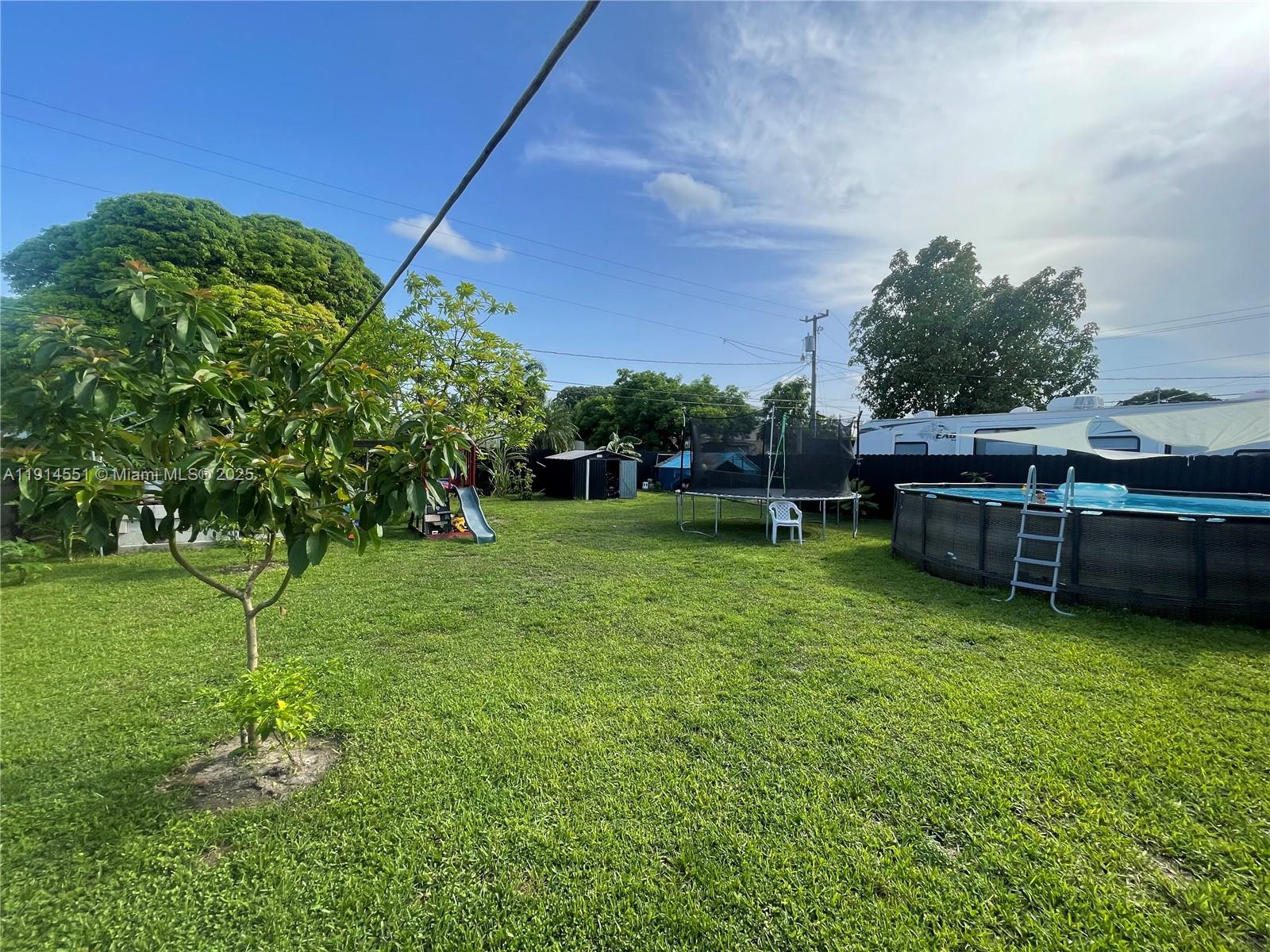 PONCE DE LEON - Residential