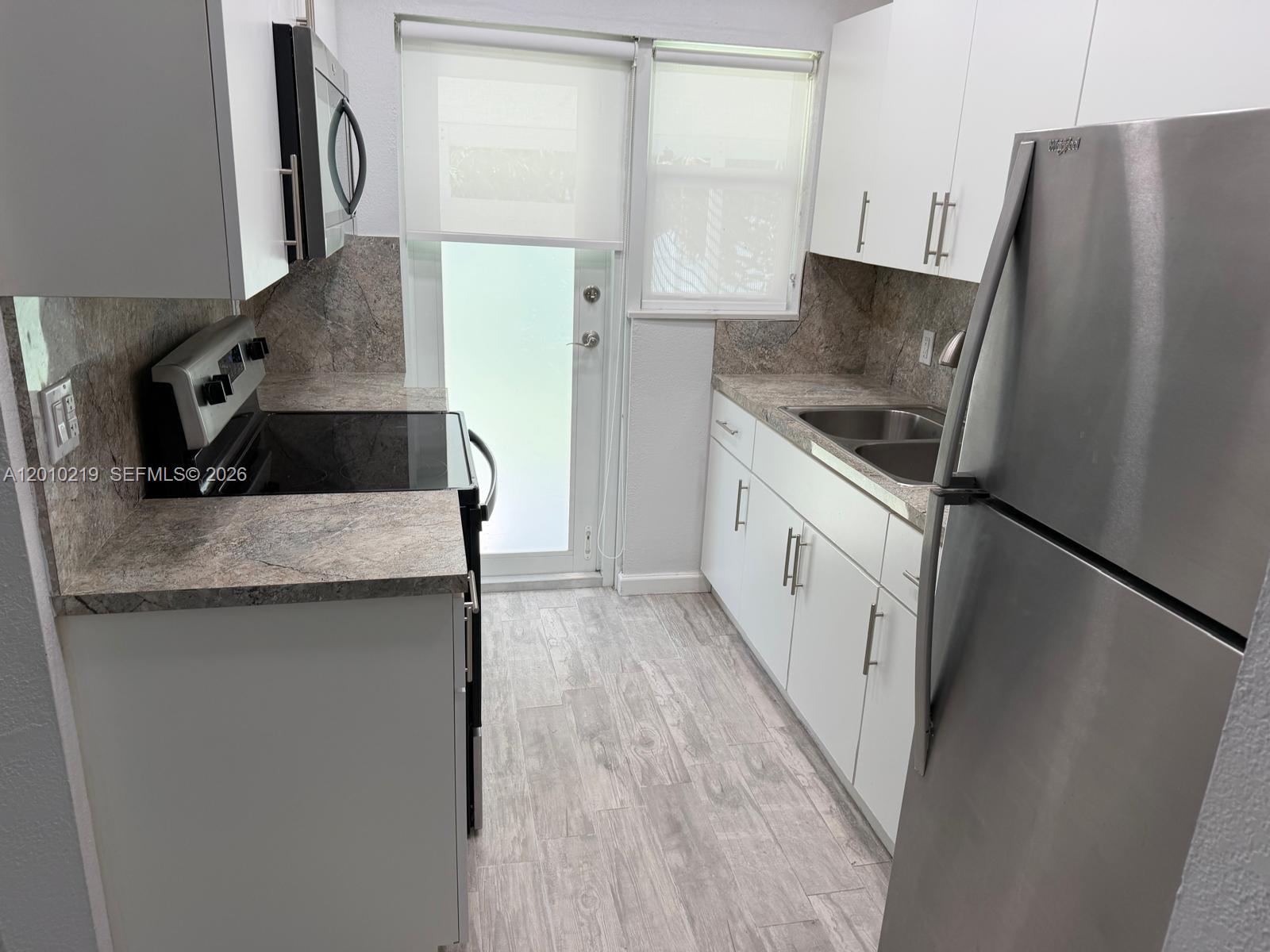 4871 SW 5th Ter 4871