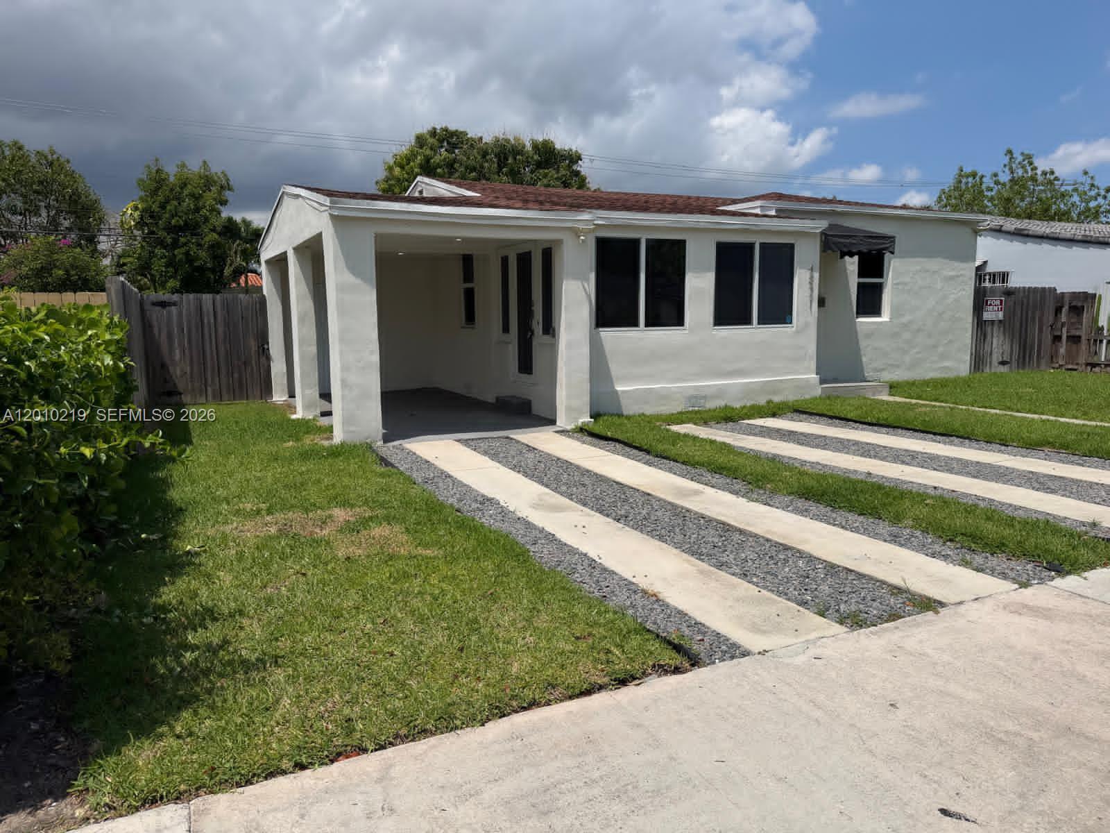 4871 SW 5th Ter 4871