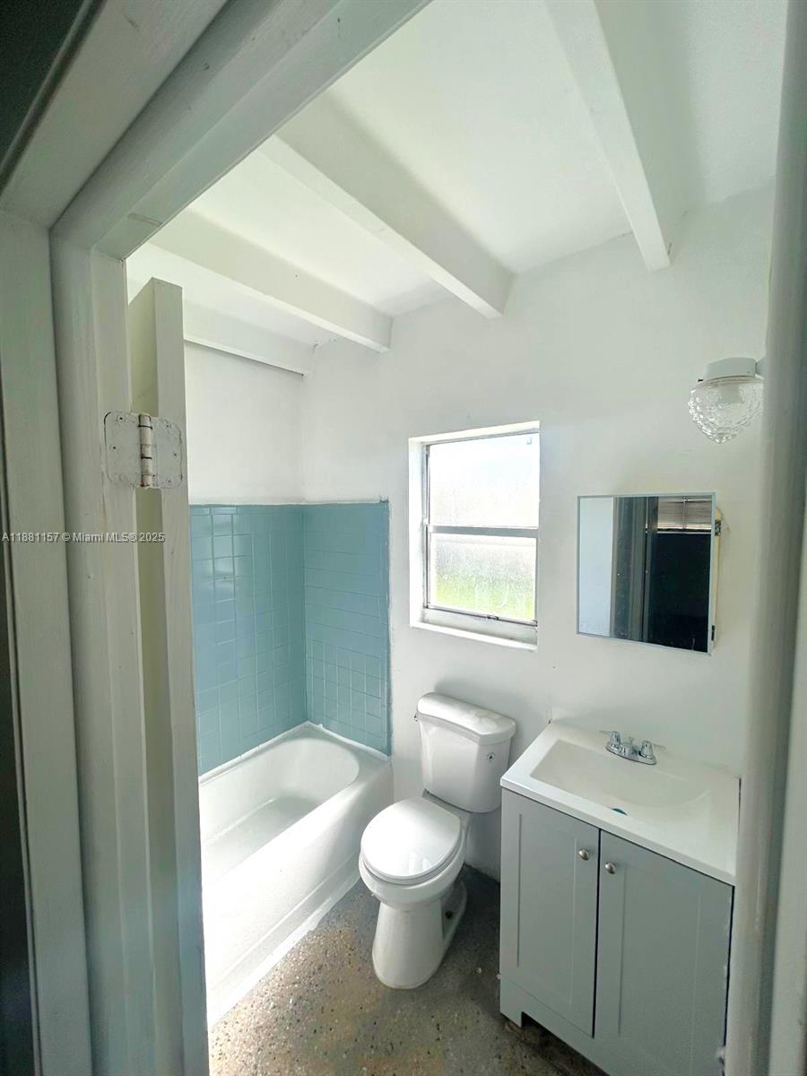 BETTY LU HOMESITES - Residential Lease