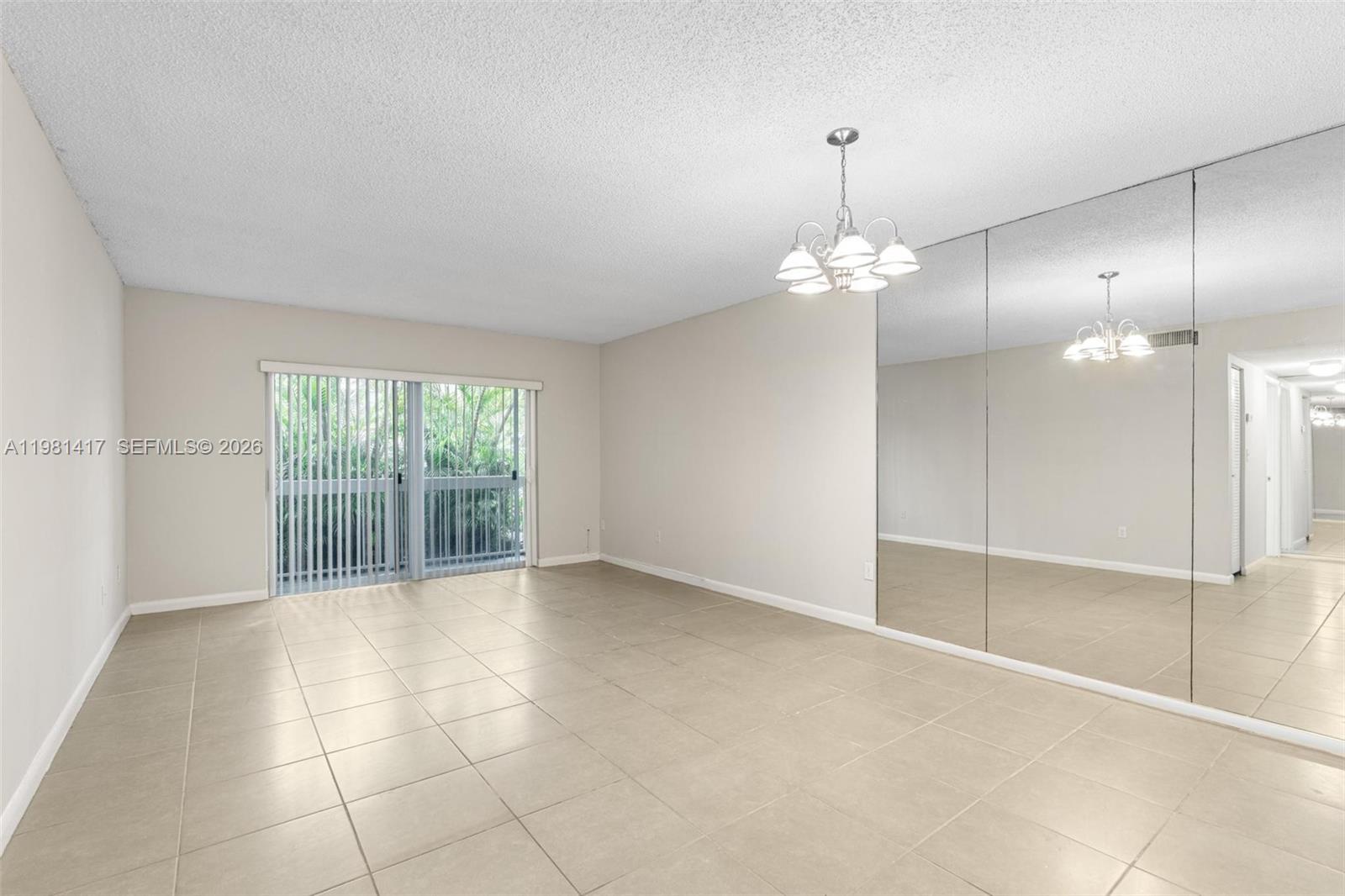 VILLAGE OF KINGS CREEK CO - Residential Lease