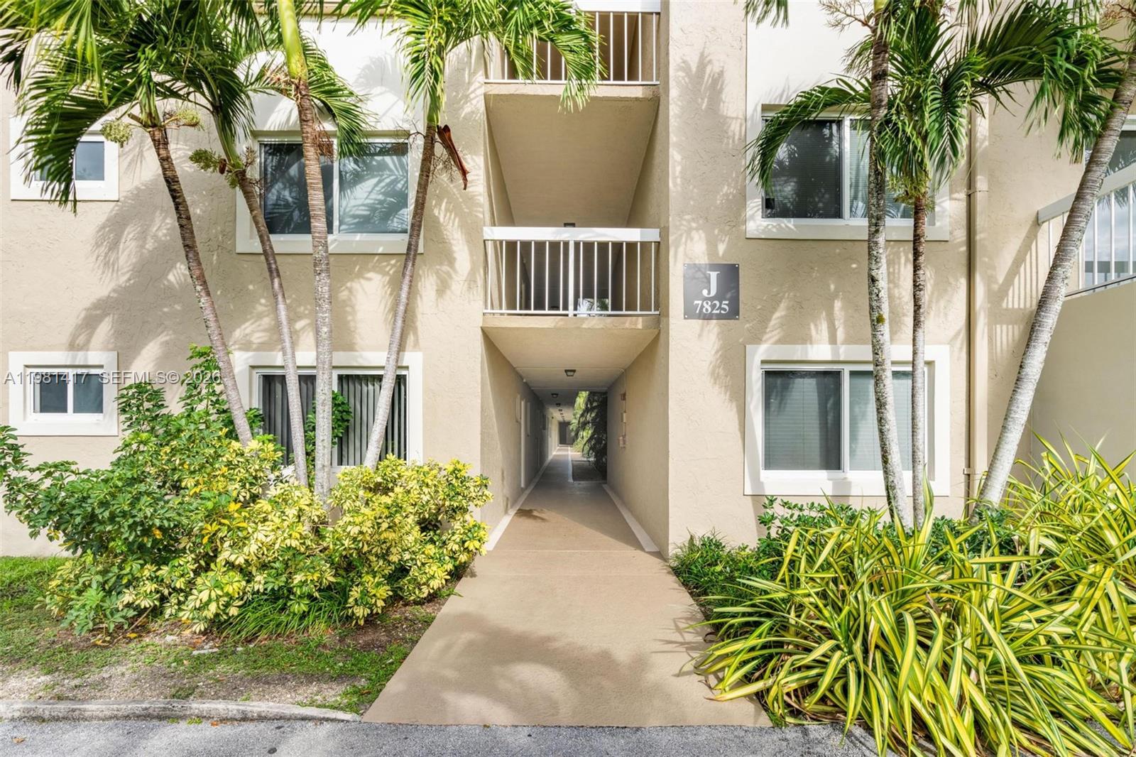 VILLAGE OF KINGS CREEK CO - Residential Lease