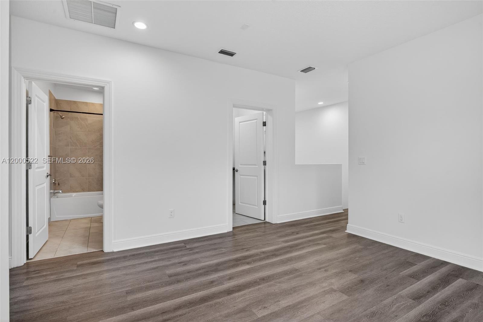 DEERFIELD CROSSING - Residential