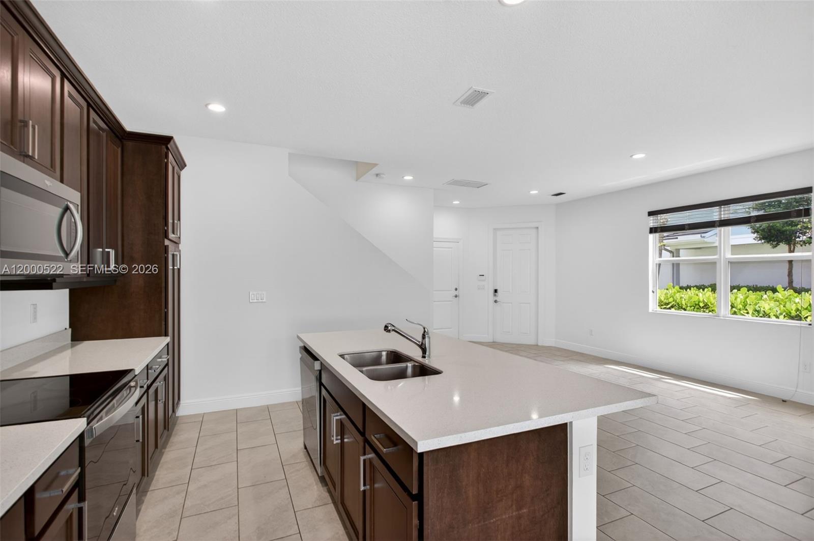 DEERFIELD CROSSING - Residential