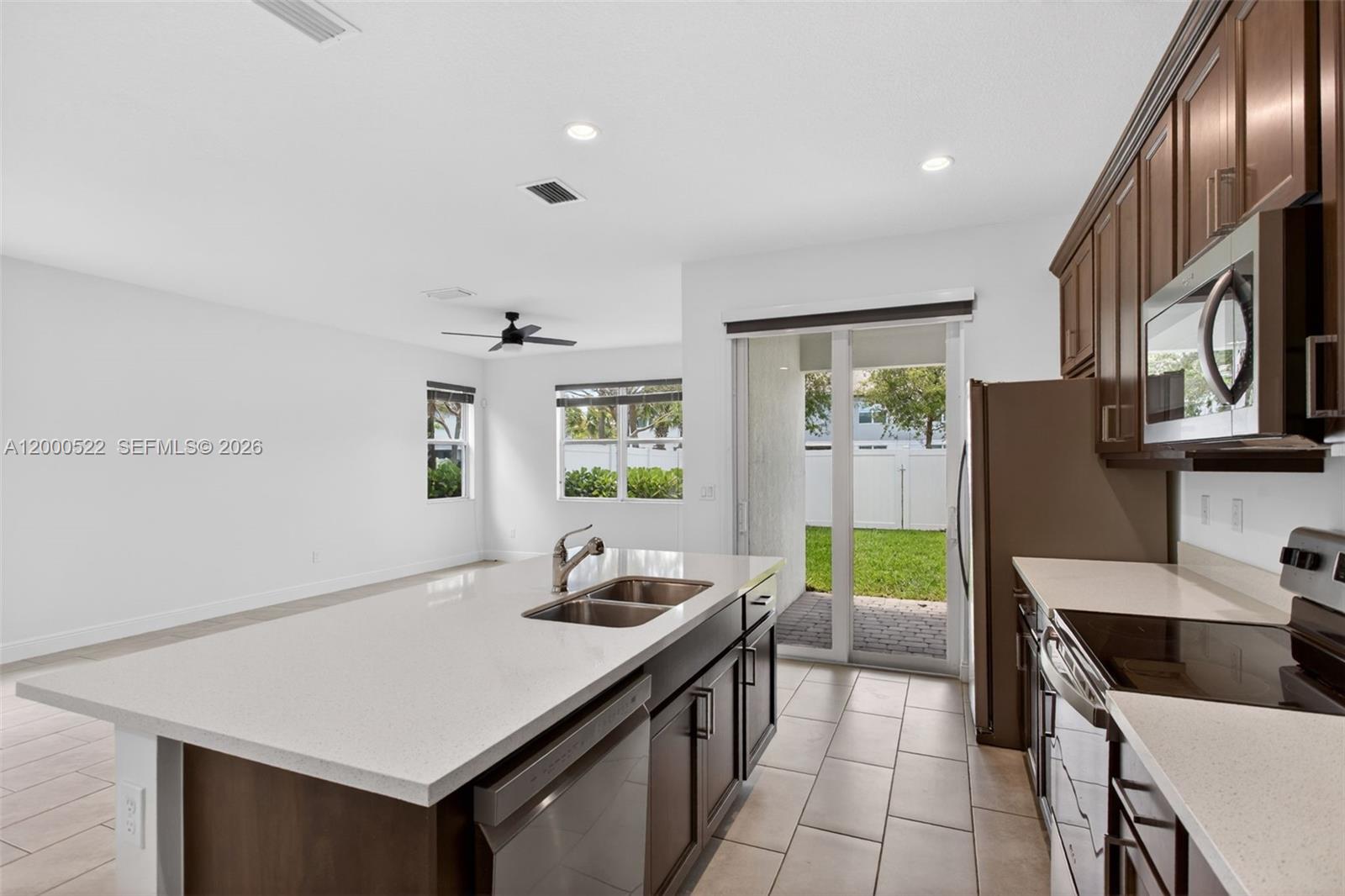 DEERFIELD CROSSING - Residential